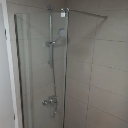 Sani Free Parking سكوبجي