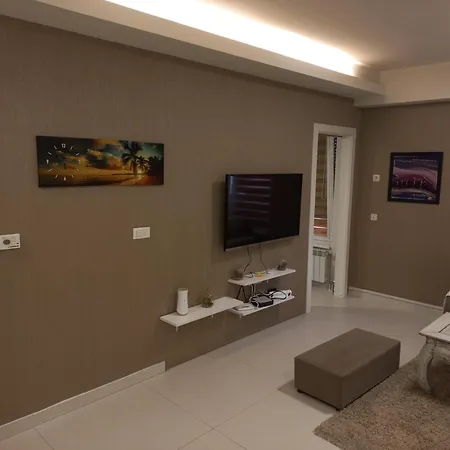 Sani Free Parking * سكوبجي